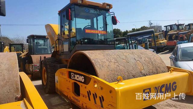 信阳附近二手压路机市场 徐工22吨压路机二手现货的图片
