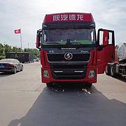 出售一台二手德龙X5000牵引车 国五 550马力