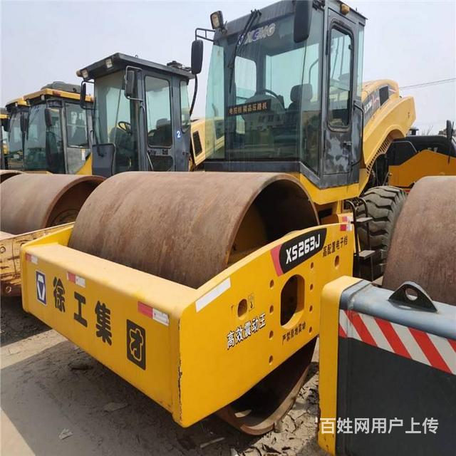 丹东地区二手压路机市场 徐工26吨振动压路机出售的图片