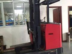 原装进口二手小松1.5吨电动叉车带侧移升高4米叉车