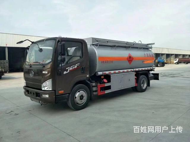 锦州东风油罐车厂家直销, 前四后四油罐车 包上户的图片