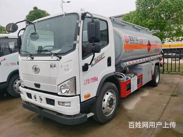 蓝牌，5吨，8吨，10吨油罐车，厂家直销全国联保的图片