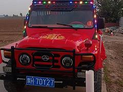 北汽 北京212 2016款 2.0 手动 方门 四驱豪华型