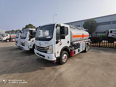 低价出售东风5吨油罐车 大量全新二手油罐车