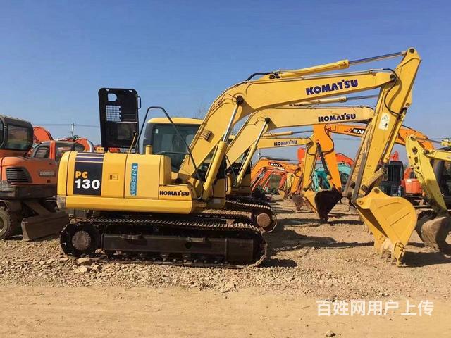 出售精品个人二手挖掘机小松130全国免费送货上门的图片