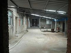 关林洛龙关龙门石窟500平仓库厂房，可住人，三相电，大小房间