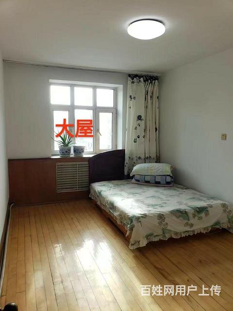 4楼 边屋 两室一厅 临近南山 早市 局一 家装 拎包入住的图片