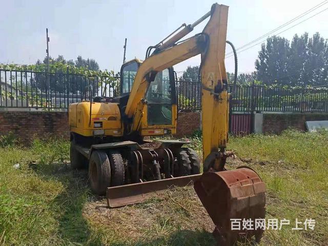 沃尔华轮挖70个人车出售的图片
