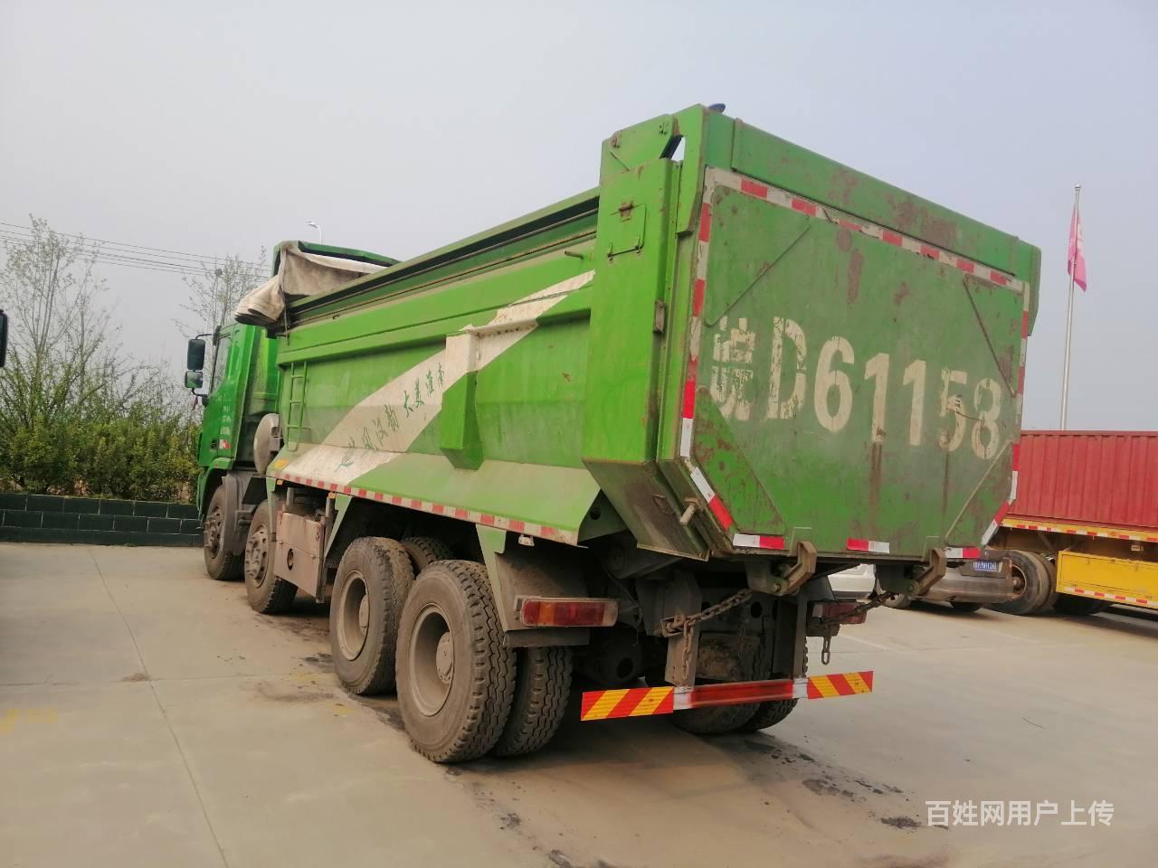 出售二手联合lng渣土车,前四后八,5.6米大箱