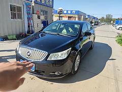 别克 君越 2013款 2.4 SIDI 手自一体 豪华舒适
