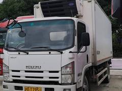 信阳低价转让2017年4月五十铃冷藏车 手续齐全