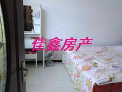 绿洲小区3楼85平20万中等装修可贷款拎包入住