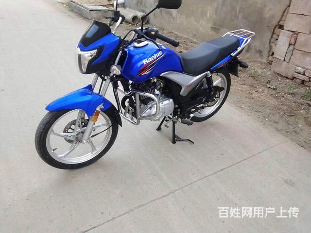 大量经营品牌二手摩托车批发零售的图片