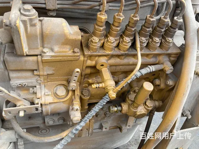 国三潍柴50装载机发动机的图片