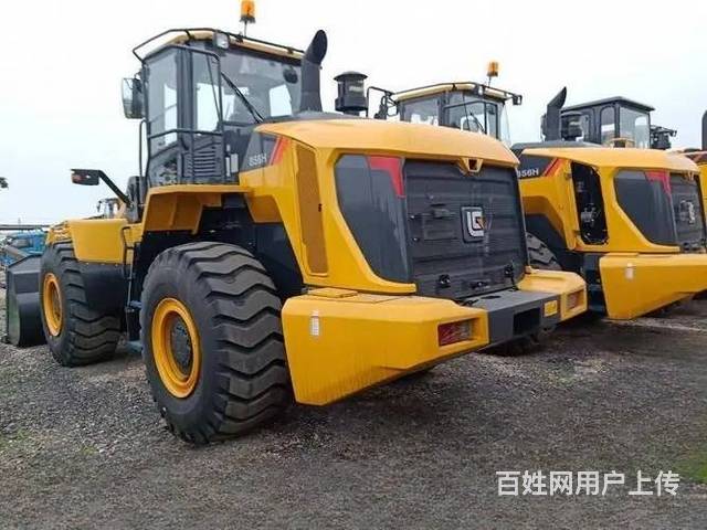 二手装载机：柳工、龙工、临工30、50二手铲车出售的图片