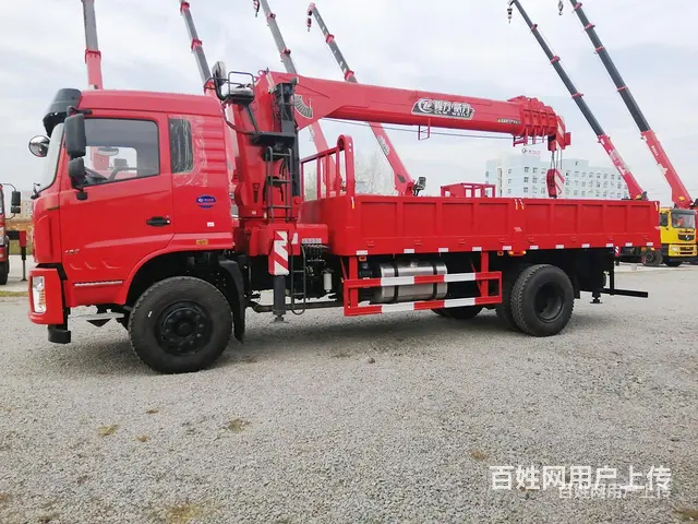 三门峡随车吊厂家超低价包上户 12吨随车吊价格吊机吨位品牌可的图片