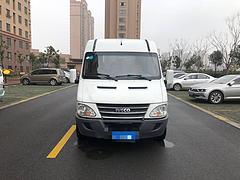 依维柯中顶短轴6座包过户支持分期付款首付2万