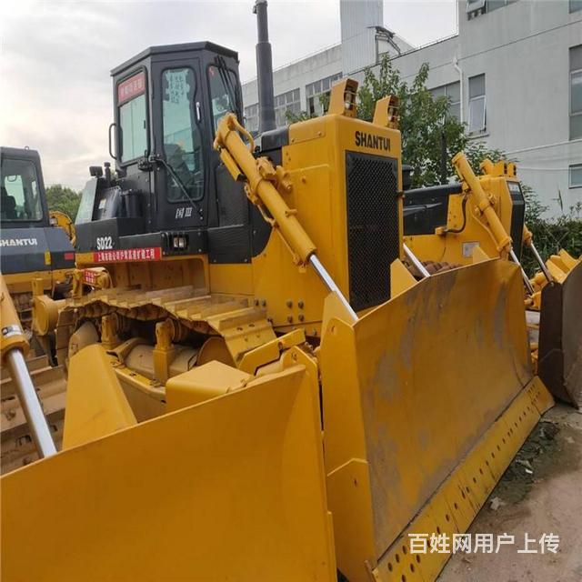 通辽二手闲置山推160 220干地 湿地推土机的图片