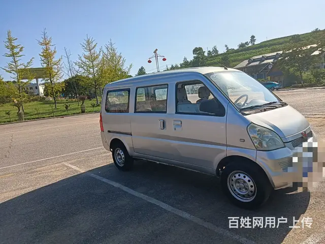 五菱荣光出售的图片