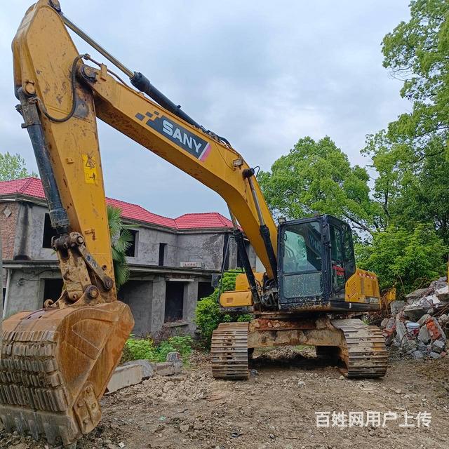 个人一手20年11月份出厂三一205挖机的图片