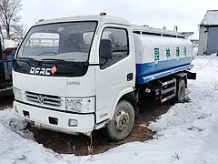 洒水车