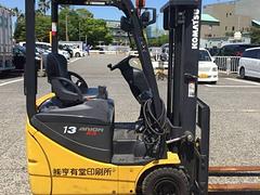 低价转精品小松1.5吨电动叉车 可原地转弯二手叉车