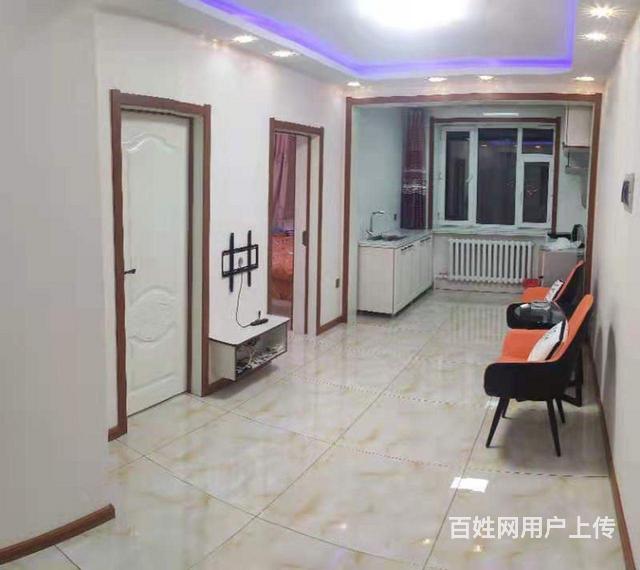 日租月租年租的图片