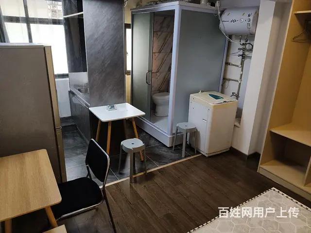 靠近CBD精装公寓的图片