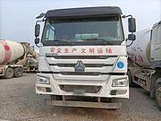 18年二手豪沃大14方搅拌车 亚特上装 380马力