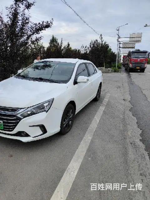 比亚迪 秦 2018款 1.5T 双离合 智联尊贵型的图片