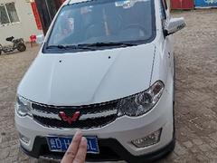 五菱 宏光 2013款 宏光S 1.5 手动 豪华型7-8座
