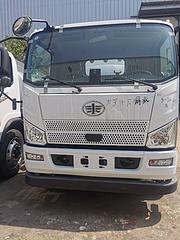 同威解放8吨油罐车，质量保证，售后无忧