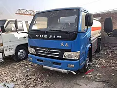 便宜出售几台五吨加油车（跃进，奥铃，东风）