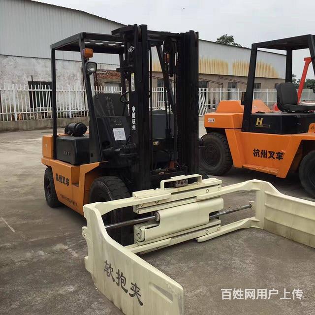 二手3吨纸箱夹叉车,卡斯卡特平抱夹叉车3吨抱车出售