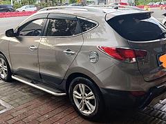 现代ix35 2010款 2.0 手自一体 GLS 四驱尊贵