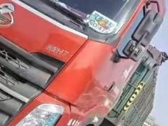 出售国六乘龙H7燃气半挂车