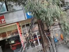 佛山南海升降机出租，高空作业升降机，附近叉车租赁电话，随车吊