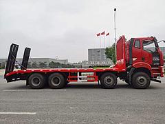出售解放前四后八平板车  四轴工程机械拖板车  现车价格图片
