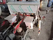 勃农点播机
