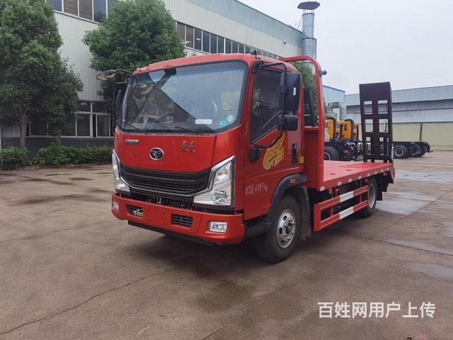 蓝牌国六4.2米挖机平板拖车 拉6吨8吨挖机拖板车 全国便宜的图片