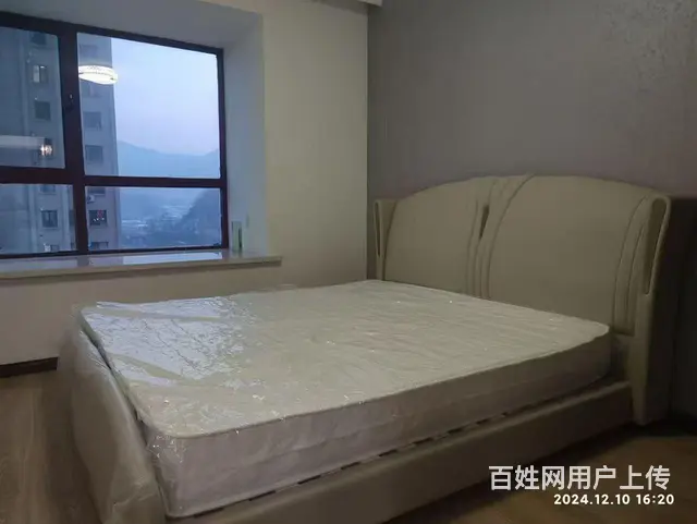 大峪玉龙湖双室电梯楼对外出租的图片
