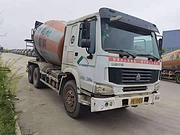 二手豪沃搅拌车，后八轮搅拌车，大12方搅拌车，国四