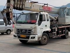 四通吊车