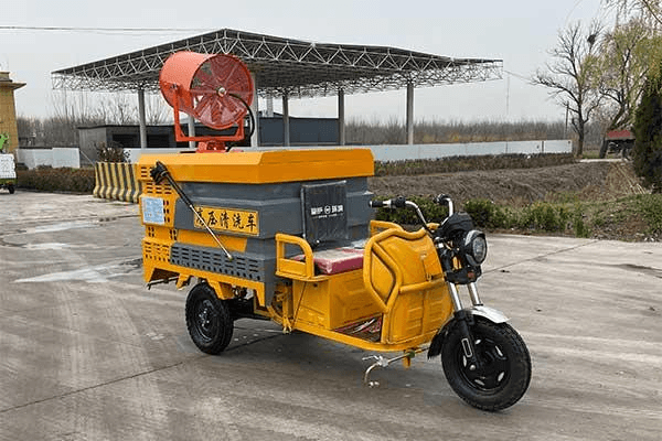 电动三轮600L大功率雾