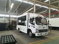 一汽解放中型蓝牌LED广告车 宣传舞台车
