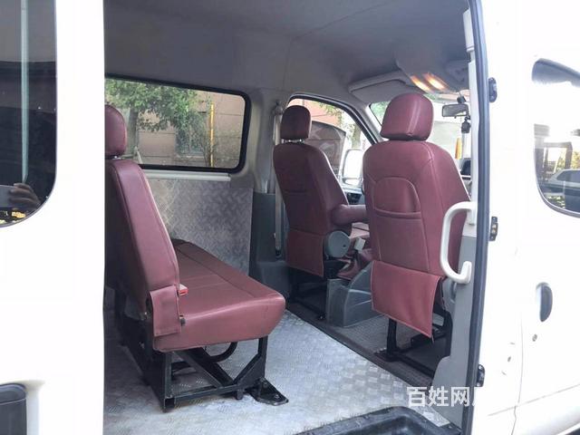 上汽大通v80长轴6坐私家车包过户支持分期