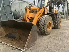 本地二手铲车装载机半价出售新款临工龙工装载机铲车