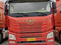 出售20年7月解放JH6牵引车550马力 整车原板