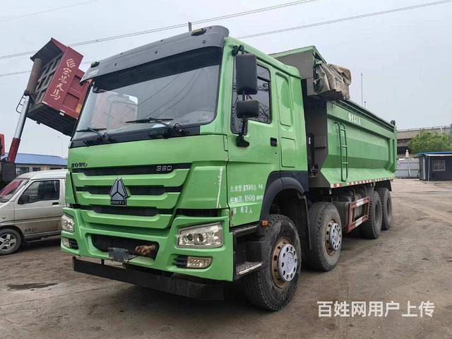 转让18年7月豪沃自卸车，大箱6.5米，380马力的图片