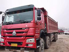 出售18年国五排放豪沃重型前四后八自卸车，大箱8米